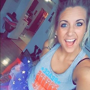 Meet your Posher, Paige